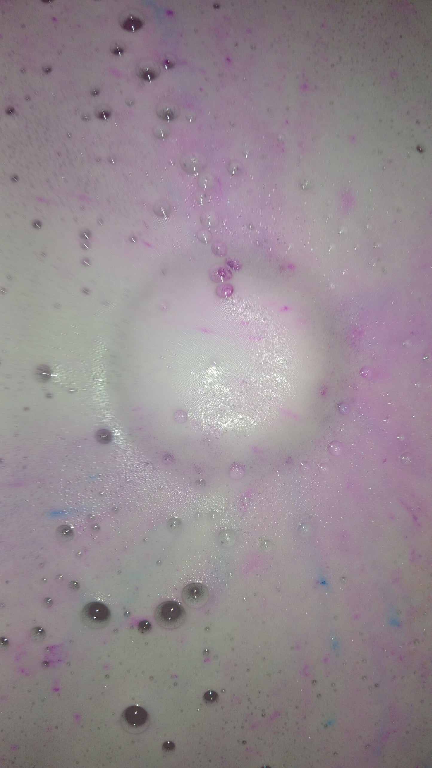Cocktail donut bath bomb